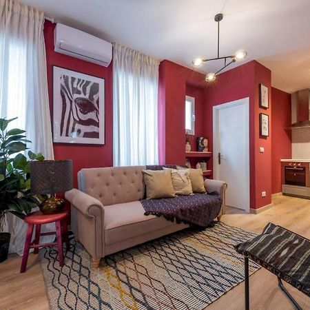 3 Bedrooms 1 Bathroom Furnished - Lavapies- Mintystay Madrid Bagian luar foto