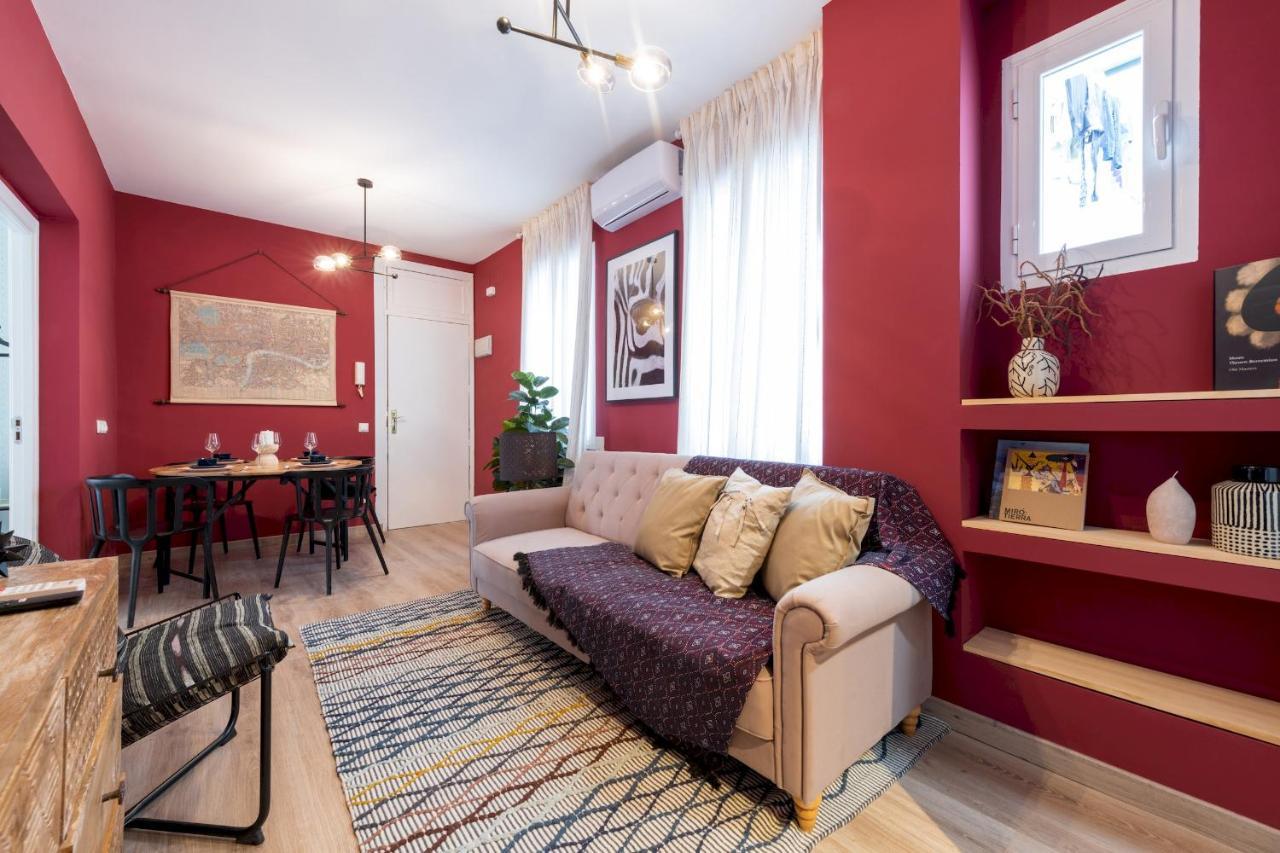 3 Bedrooms 1 Bathroom Furnished - Lavapies- Mintystay Madrid Bagian luar foto