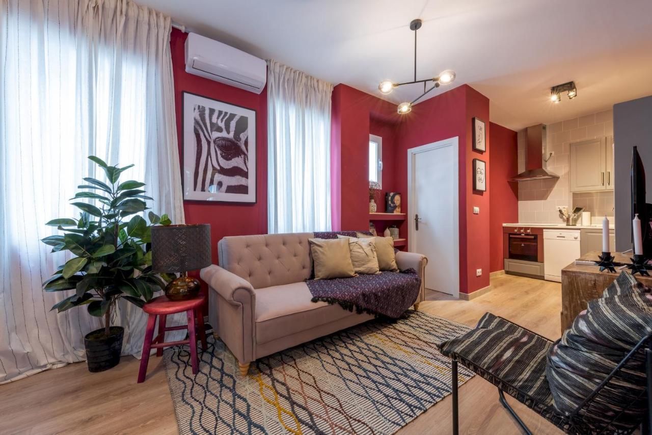 3 Bedrooms 1 Bathroom Furnished - Lavapies- Mintystay Madrid Bagian luar foto